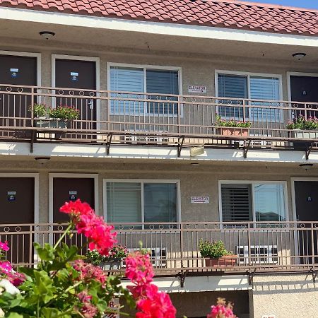 Days Inn By Wyndham Alhambra Ca Exterior photo