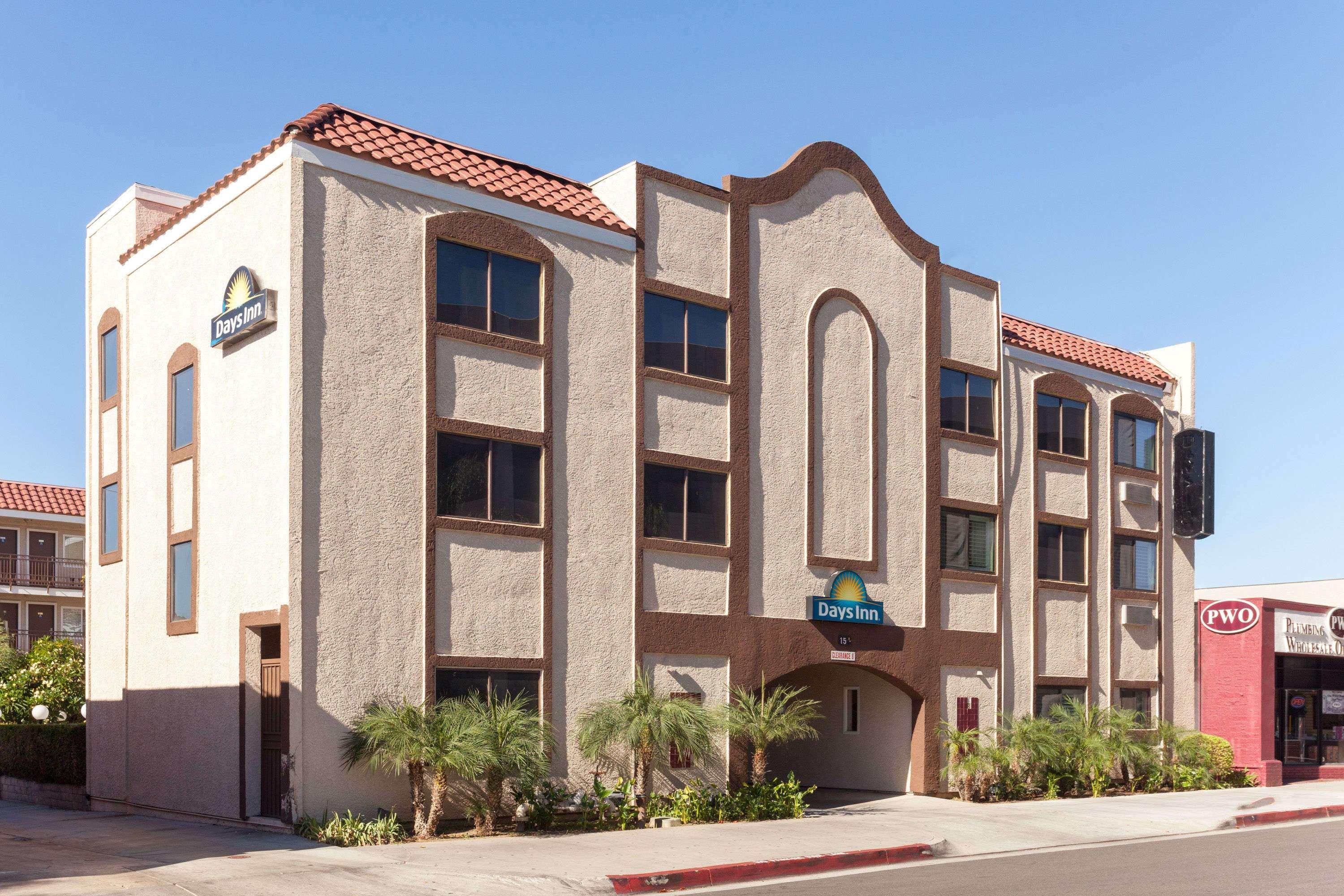 Days Inn By Wyndham Alhambra Ca Exterior photo