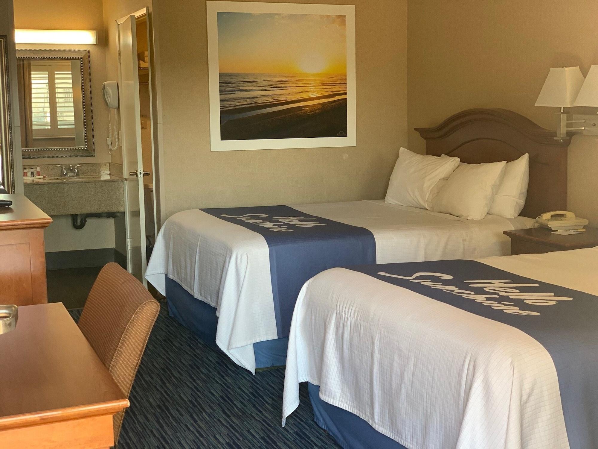 Days Inn By Wyndham Alhambra Ca Exterior photo